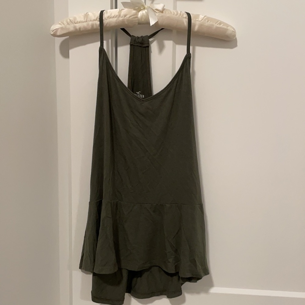 Hollister tank